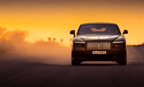 Electricdrives Rolls Royce Spectre Electric Car Approaches Two