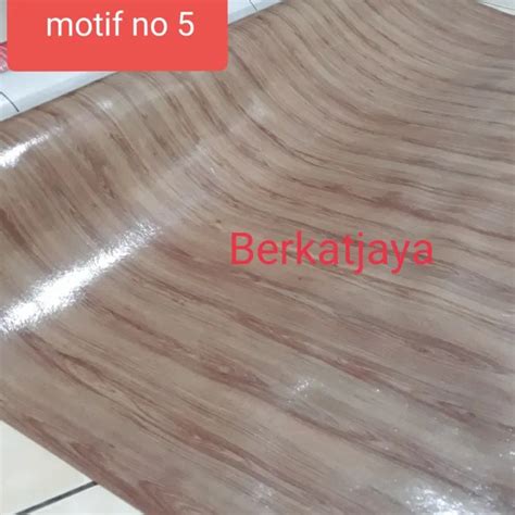 Karpet Plastik Lantai Meteran Ukuran 120cm Permukaan Kilap Orbit