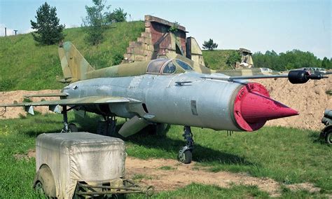 Mikoyan Gurevich Mig 21m 2287 960514 Finow Museum 1 Flickr