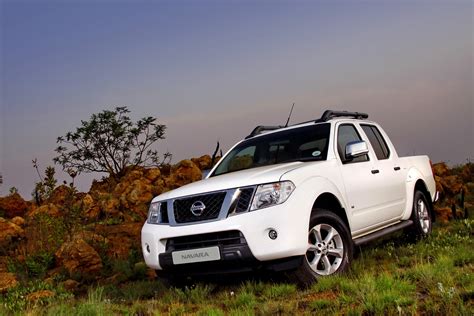 Nissan Navara V6 Diesel - amazing photo gallery, some information and ...