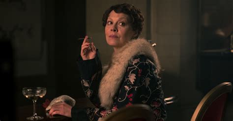 Peaky Blinders Series 4 Episode 3 Aunt Polly Makes A Shocking Move