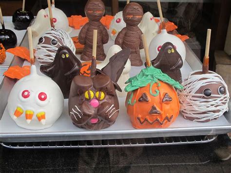 Halloween Candy Apples | Flickr - Photo Sharing! | Halloween candy apples, Halloween apples ...