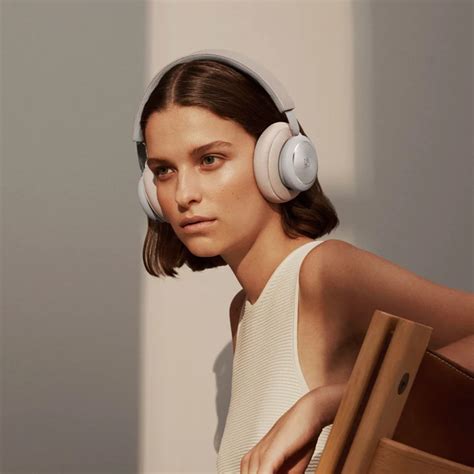 Beoplay H4 Wireless Over Ear Headphones B O Headphones Music