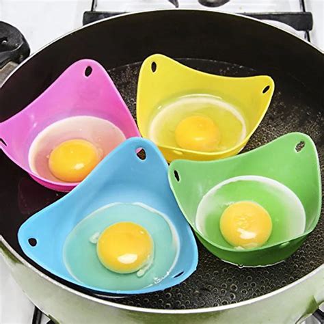 Hot Sale 4 Pcsset Silicone Egg Poaching Cups With Ring Standers Eggs Cooking For Microwave