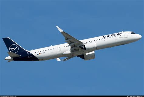 D AIEP Lufthansa Airbus A321 271NX Photo By Micha135 ID 1434044