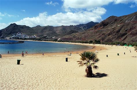 Fallece En La Playa De Las Teresitas Tras Sufrir Una Parada