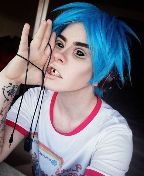 Gorillaz 2 D Cosplay By Louistato Gorillaz Gorillaz2d Gorillazcosplay 2dcosplay Cosplay