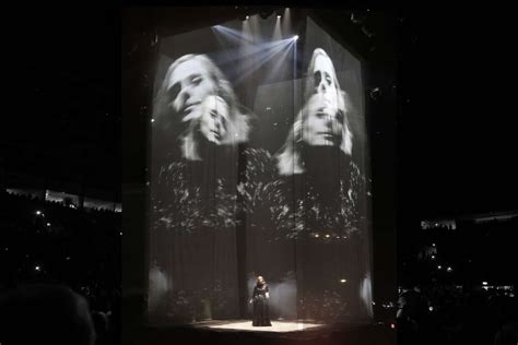 Adele – World Arena Tour | Es Devlin