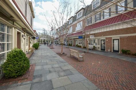 Pedestrian walkway in Haddonfield, NJ