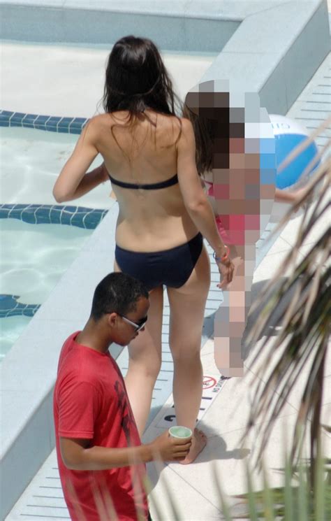 Katie Holmes Wearing Sexy Black Bikini At The Pool In Miami Porn Pictures Xxx Photos Sex