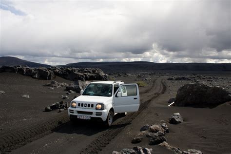 Driving in Iceland - Iceland-Dream.com