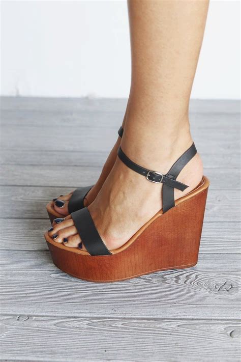 Black Platform Wedges Fetiemail