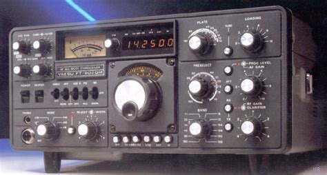 Classic Yaesu Ft Dm Hf Ssb Ham Radio Transceiver Off