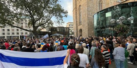 Demonstration Gegen Antisemitismus Versammlung Auf Dem Dortmunder