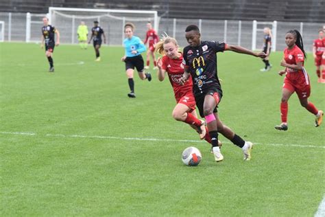 D3 féminine carton du Bourges Foot 18 contre Châtellerault avec