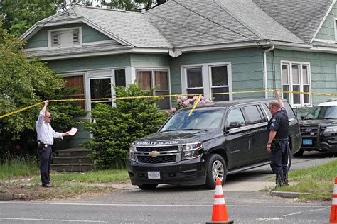 Police discover three bodies in Springfield at home of man charged with ...