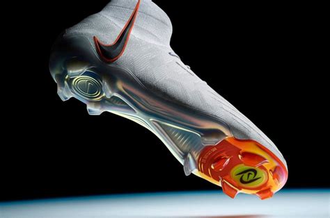 Nike’s Phantom Luna Soccer Cleats Specifically Aim To Reduce Injuries ...