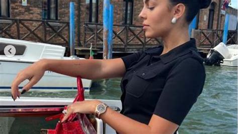 Georgina Rodr Guez Luce El Bolso M S Caro Del Mundo En Venecia Eldia Es