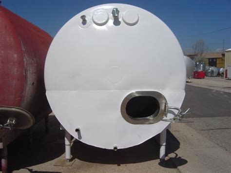 Refurbished 2000 GALLON STORAGE TANK HEIL For Sale At Dairy Engin