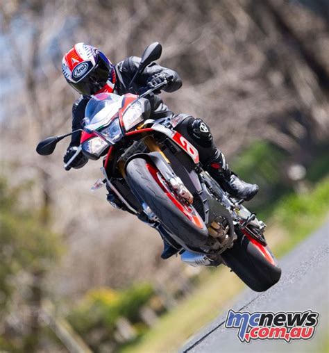 Aprilia Tuono V Factory Review Hp Nm Mcnews