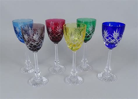 Verrerie 6 verres s pied en cristal taillé coloré marqué Sèvres