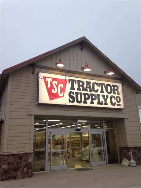 Tractor Supply Company - Hardware Stores - 1000 Riverwalk Dr, Fortuna ...