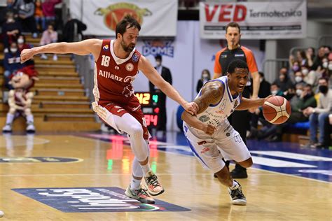 Allianz Pallacanestro Trieste Banco Di Sardegna Sassari Gli Highlights