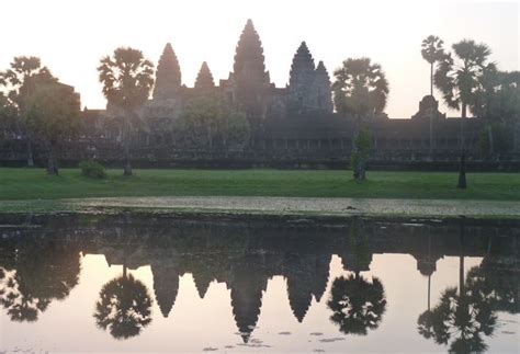 amanecer en angkor wat