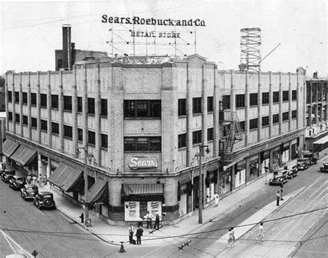 The Very First Sears Department Store In Milwaukee Milwaukee