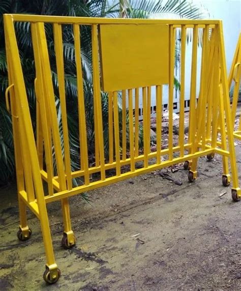 Trel Co Yellow Road Barriers At Best Price In Kolkata Id 2851559365491