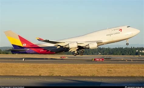 Hl Asiana Airlines Boeing Bdsf Photo By Michael Rodeback