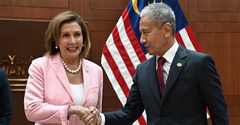 Pelosi Aterriza En Taiwán En Una Polémica Visita Que Dispara La Tensión