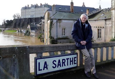 Sabl Sur Sarthe Sur Les Traces Du Fant Me Fran Ois Fillon Le Parisien