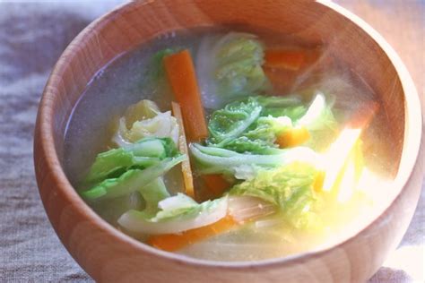 白菜のお味噌汁：今日のお味噌汁 キッチンわさび