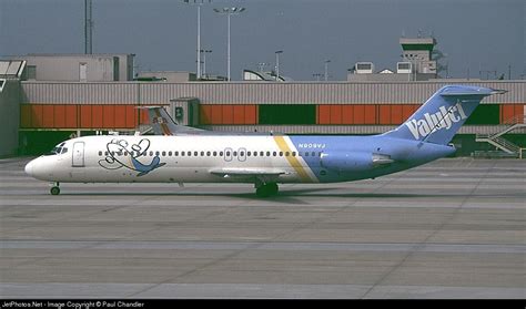 N909VJ McDonnell Douglas DC 9 32 Valujet Paul Chandler JetPhotos