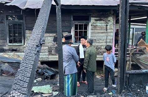 5 Rumah Dan 1 Yayasan Di Timbau Tenggarong Terbakar Wabup Kukar Bakal