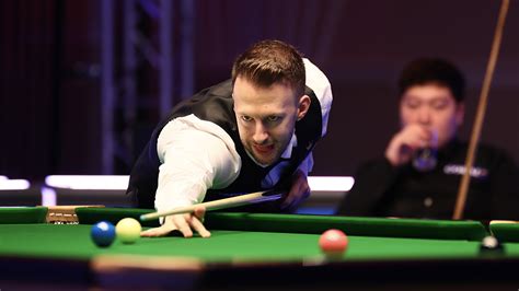 World No. 1 Judd Trump sweeps group stage as snooker returns - CGTN