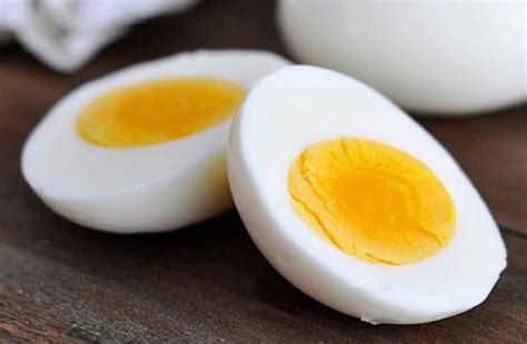 Which Part of the Egg is Rich in Protein: Yolk or White?