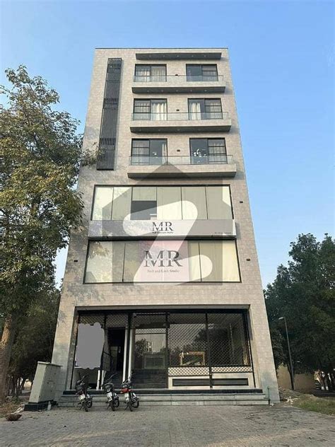 5 Marla Commercial Plaza For Sale In Iqbal Block Bahria Town Iqbal