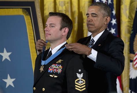 Edward Byers Navy Seal Awarded Medal Of Honor At White House Ceremony