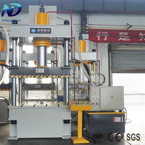 Precision Metal Forming 200 Ton Four Column Hydraulic Press With Lower