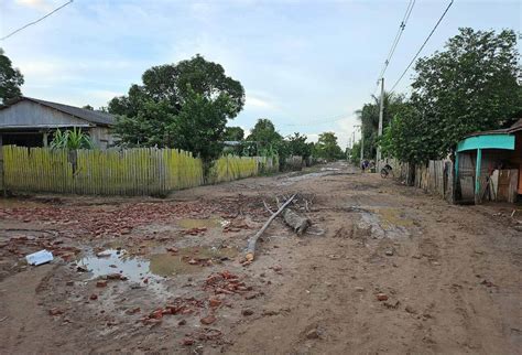 Nível do rio segue baixando e famílias começam a retornar para casa em