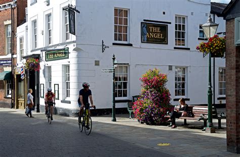 broken cloud beverley