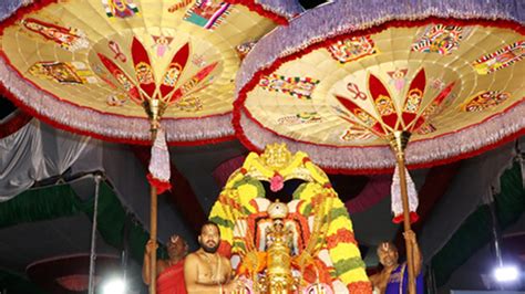 Tirumala వభవగ పరణమ గరడ సవ బరహమతసవల నరవహణప భకతల