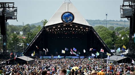 Glastonbury Festival Anunció El Cartel Completo Para La Edición 2022