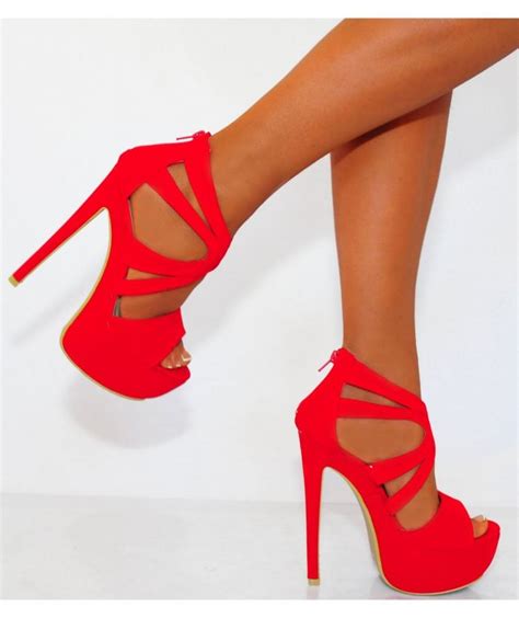 Wear red platform heels with different outfits to look stylish ...