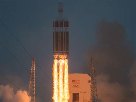 A Successful First Flight For Nasas Orion Spacecraft Smithsonian