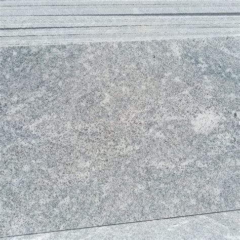 Polished Kuppam White Granite Tiles For Flooring Thickness 10 15 Mm