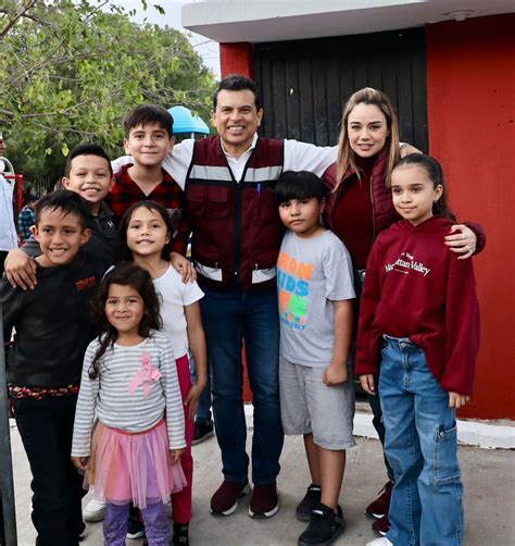 Lucy y Lalo festejan el Día de Reyes con líderes y sus familias