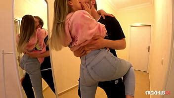 Quiero chuparte aquí mismo Alexa se pone cachonda en la noria XVIDEOS